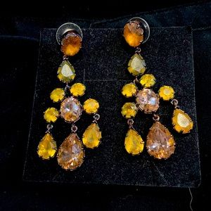 Stella & Dot statement earring